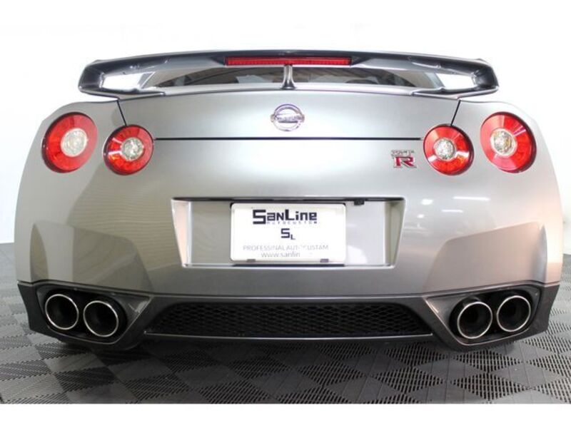 GT-R