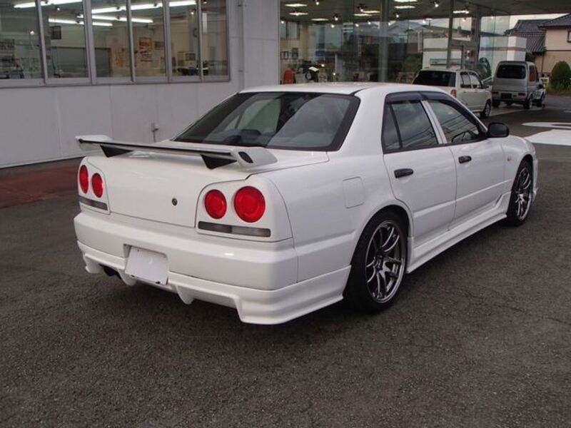 SKYLINE