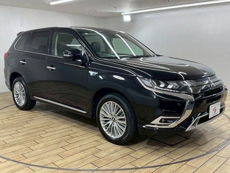 OUTLANDER PHEV