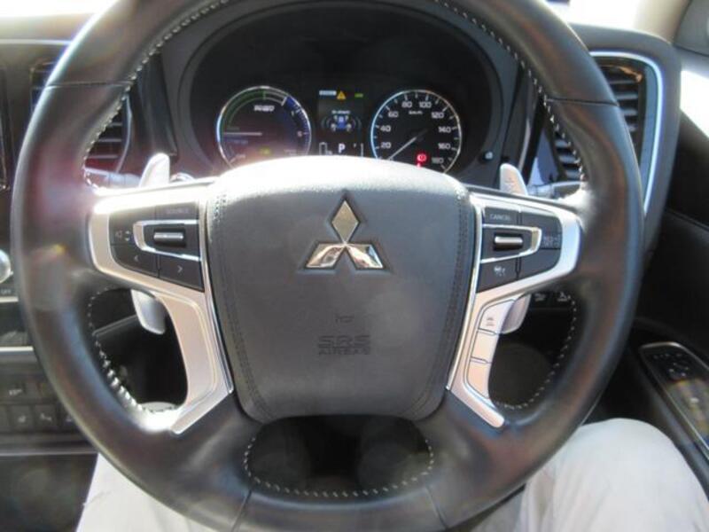 OUTLANDER PHEV