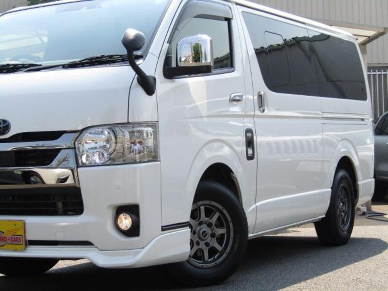 HIACE VAN