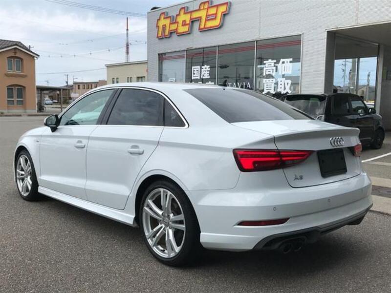 A3 SEDAN