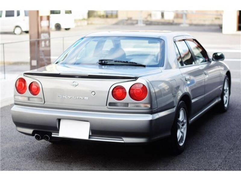 SKYLINE