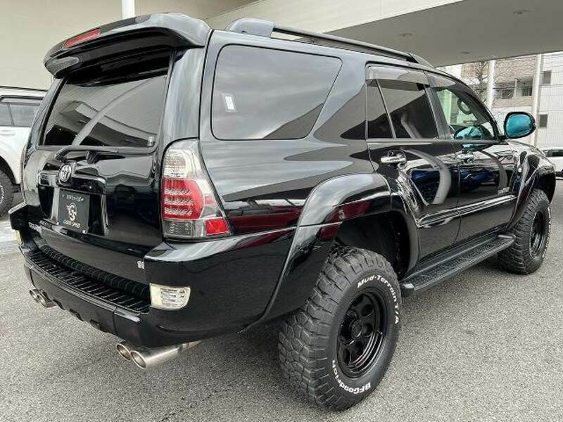 HILUX SURF