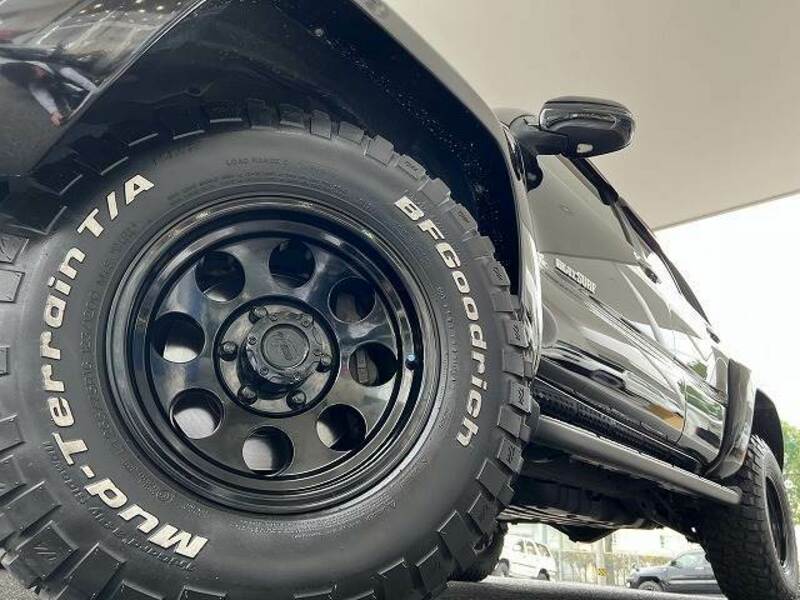 HILUX SURF