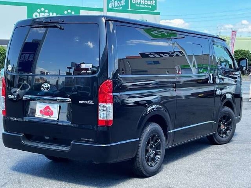 HIACE VAN