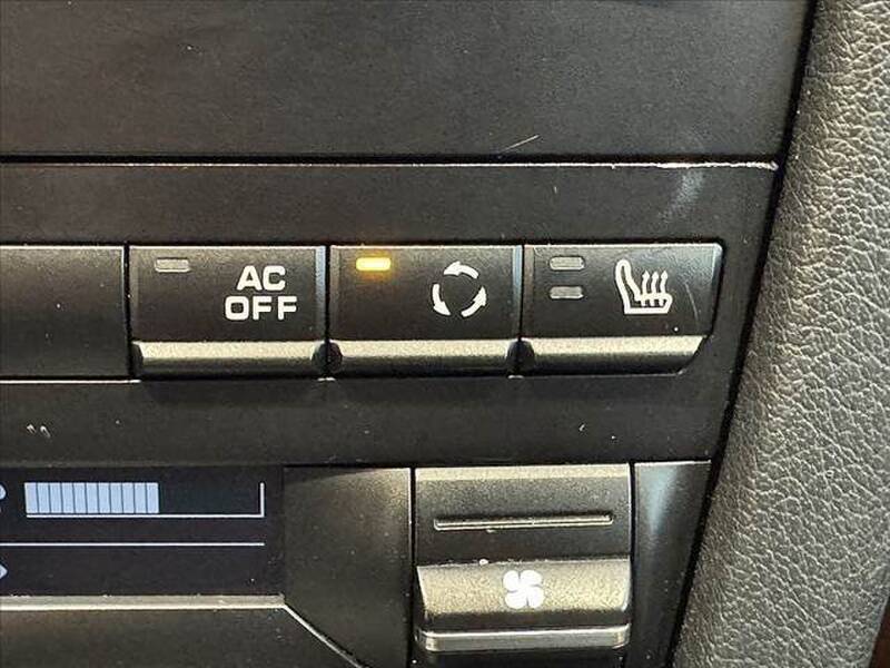 911