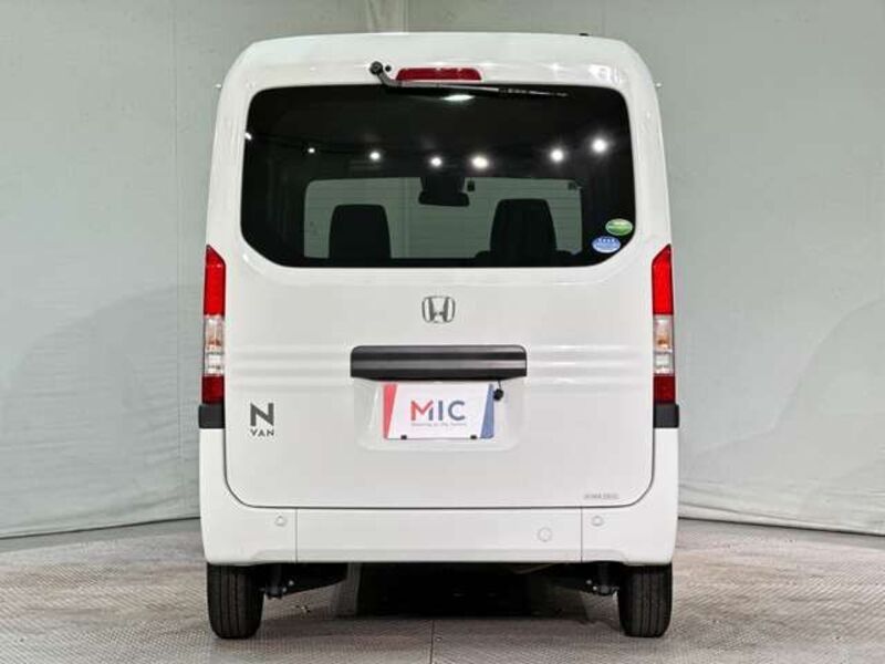 N-VAN