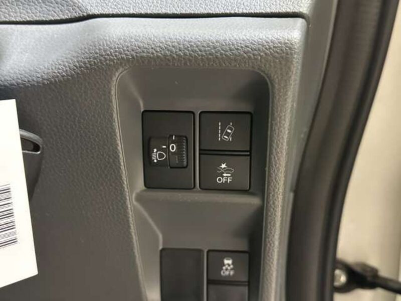 N-VAN