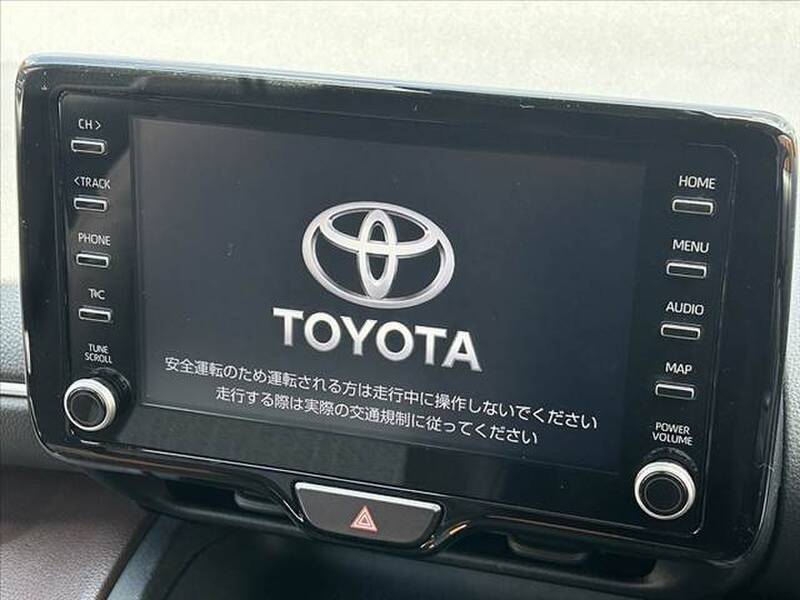 YARIS CROSS