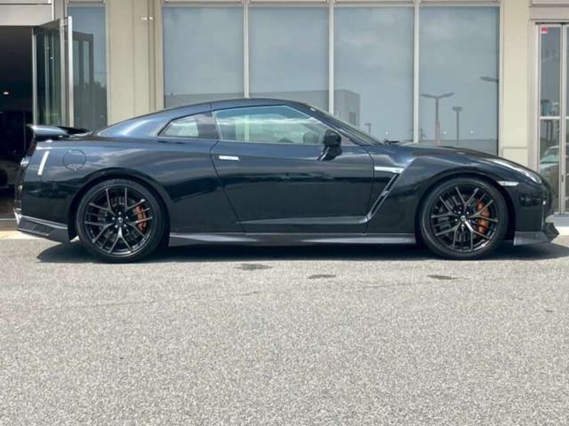 GT-R