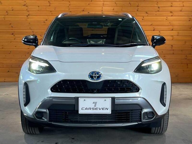 YARIS CROSS