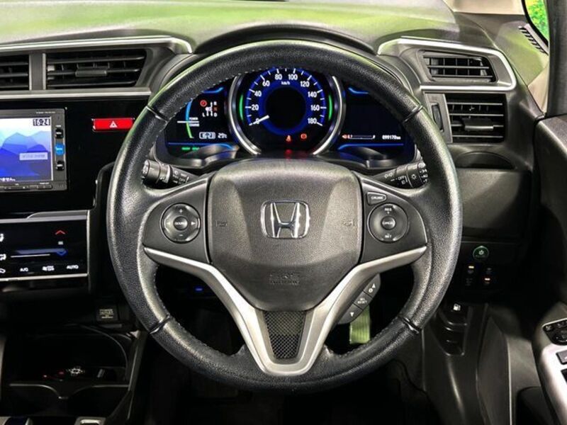 FIT HYBRID