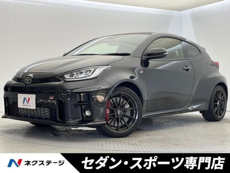 GR YARIS-0