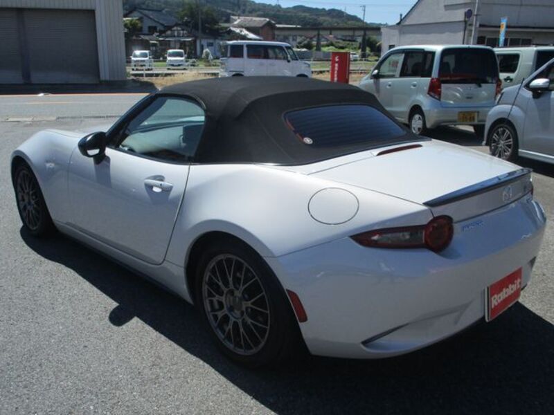 ROADSTER