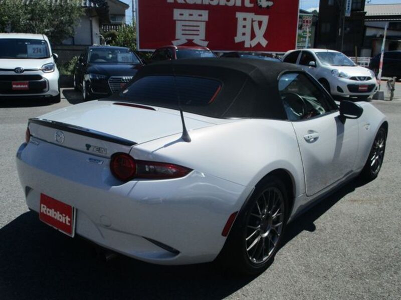 ROADSTER