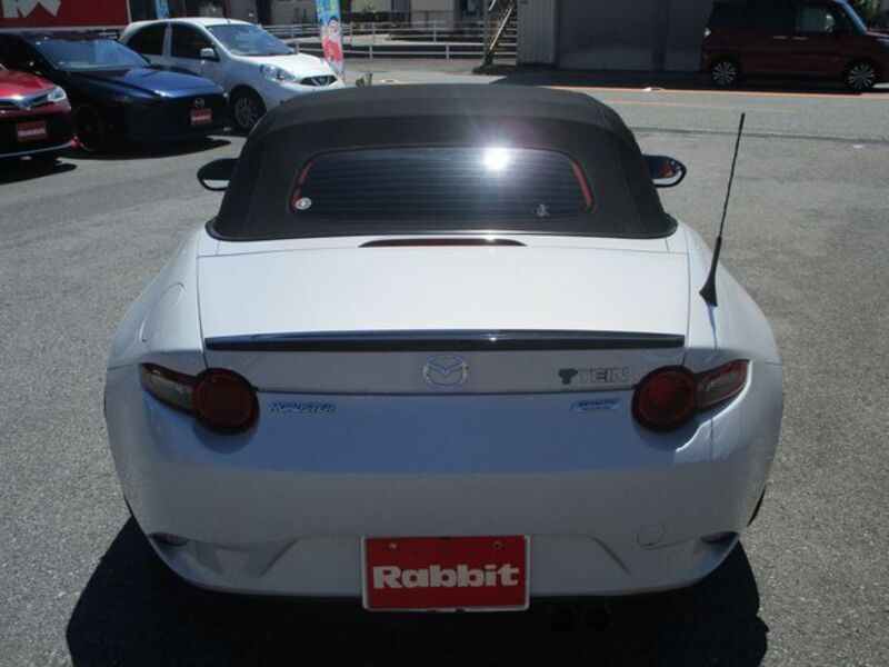 ROADSTER