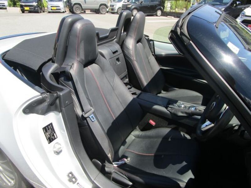 ROADSTER