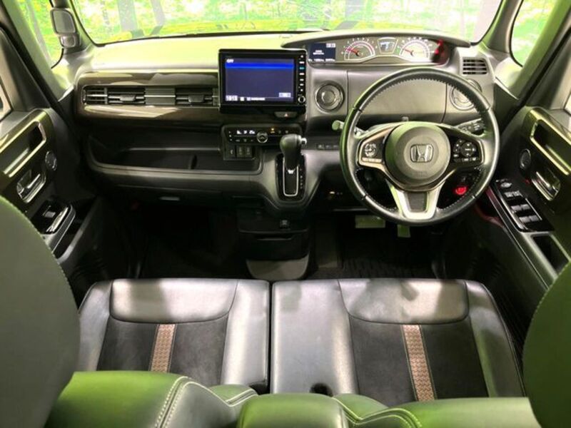 N BOX CUSTOM