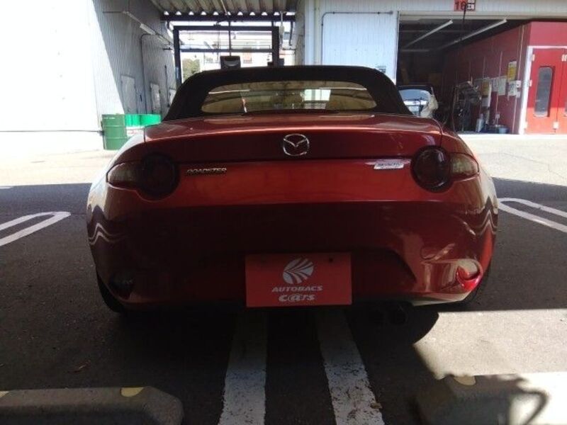 ROADSTER