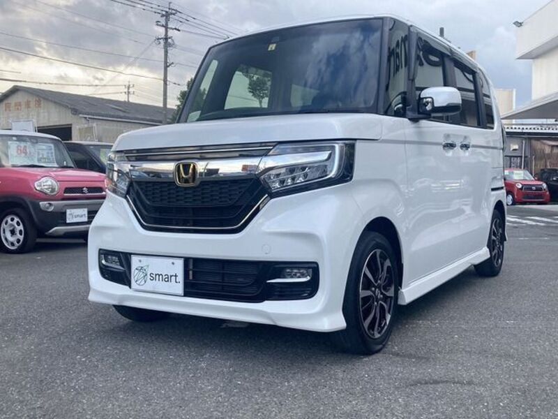 N BOX CUSTOM