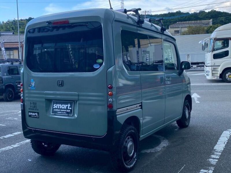 N-VAN