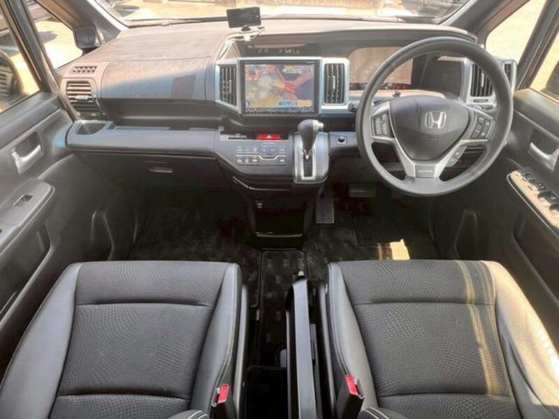 STEPWAGON SPADA