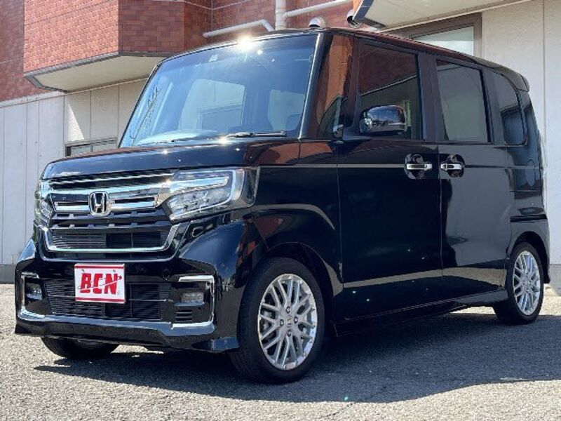 HONDA N BOX CUSTOM