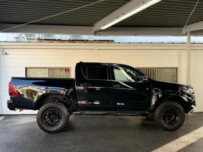 HILUX