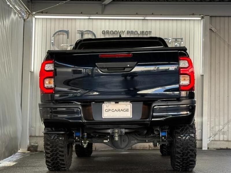 HILUX