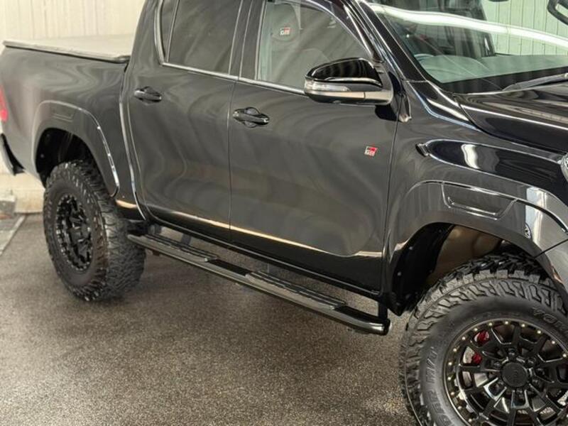 HILUX