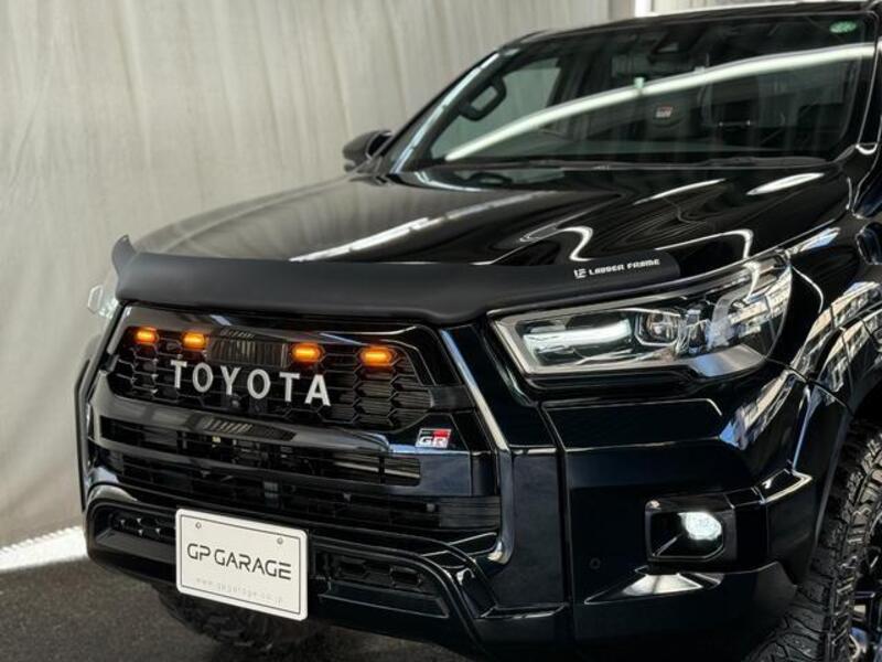 HILUX