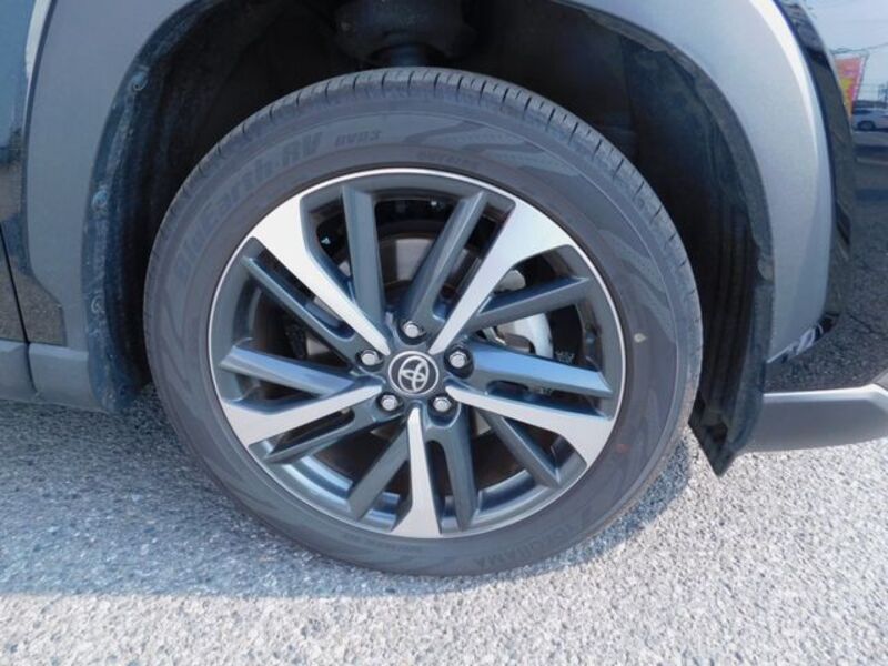 COROLLA CROSS