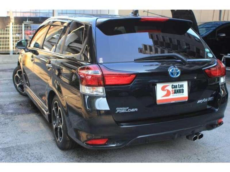 COROLLA FIELDER