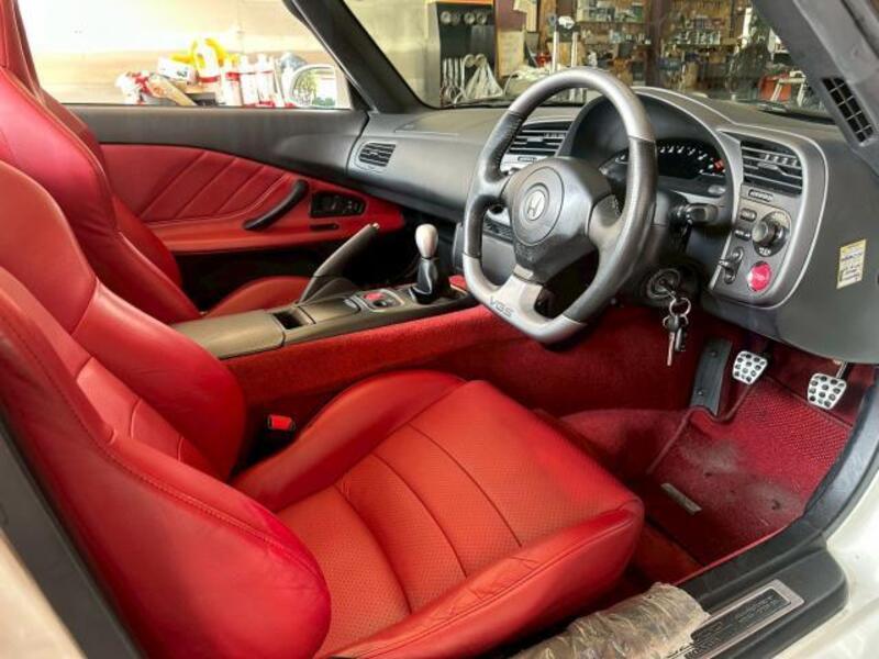 S2000