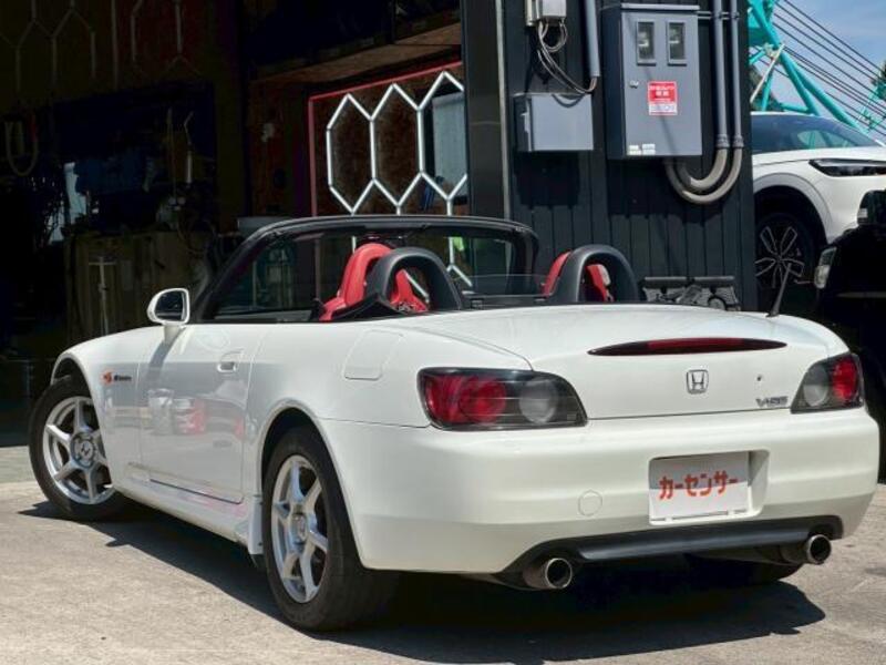 S2000