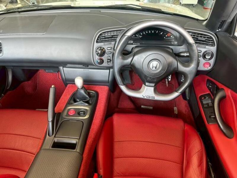 S2000