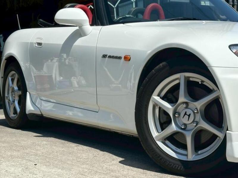 S2000