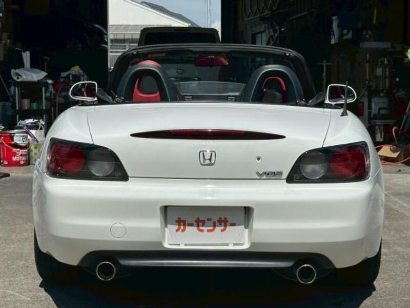 S2000