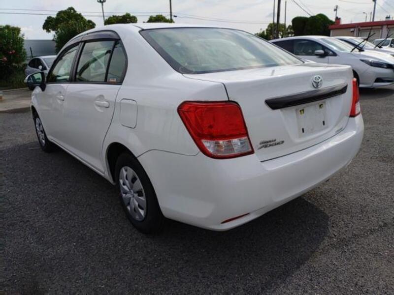 COROLLA AXIO