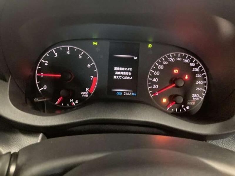 GR YARIS