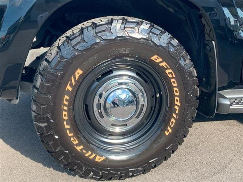 HILUX SURF