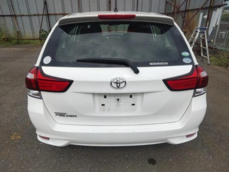 COROLLA FIELDER
