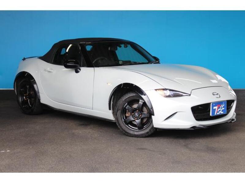 ROADSTER