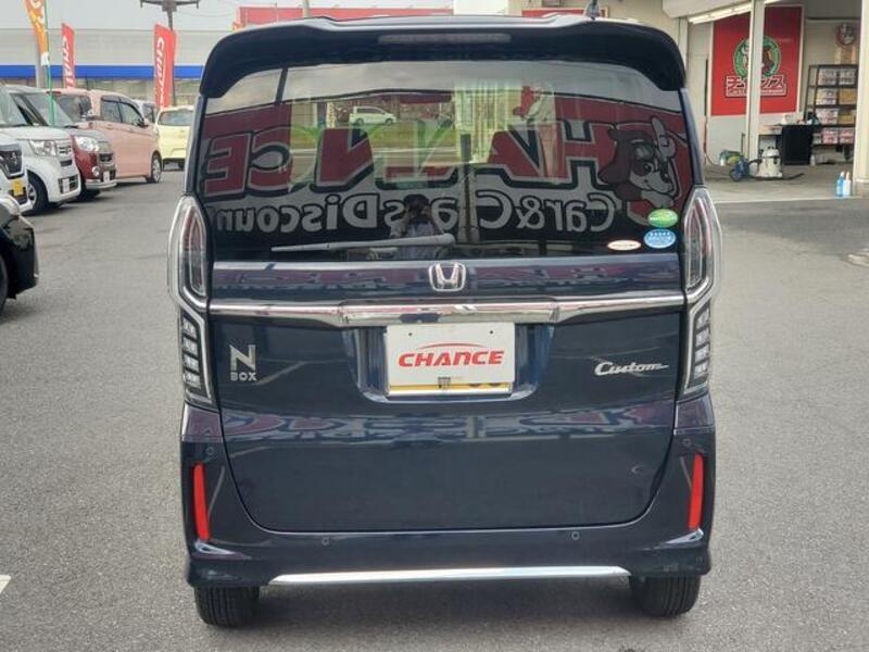 N BOX CUSTOM