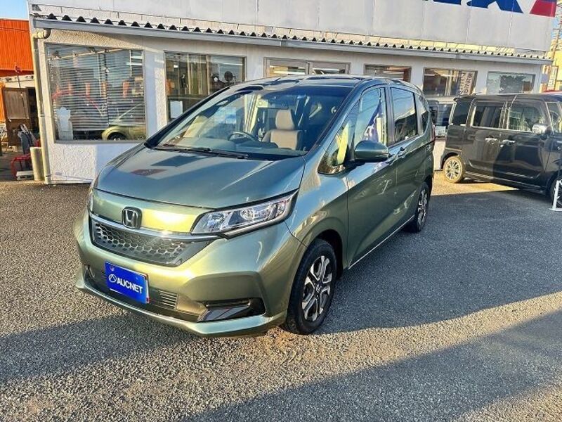 HONDA FREED HYBRID