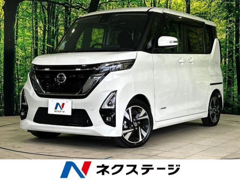 NISSAN ROOX