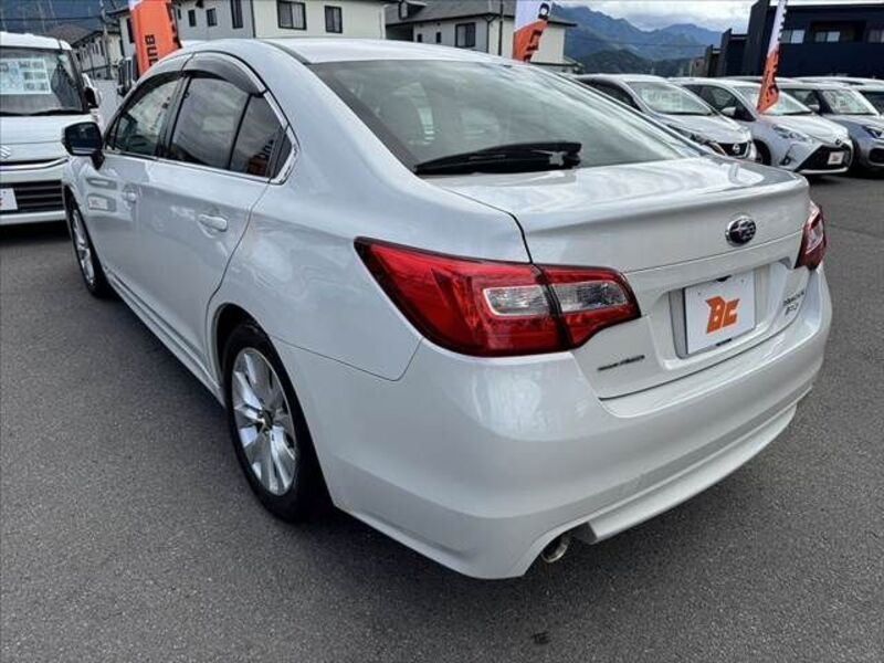 LEGACY B4