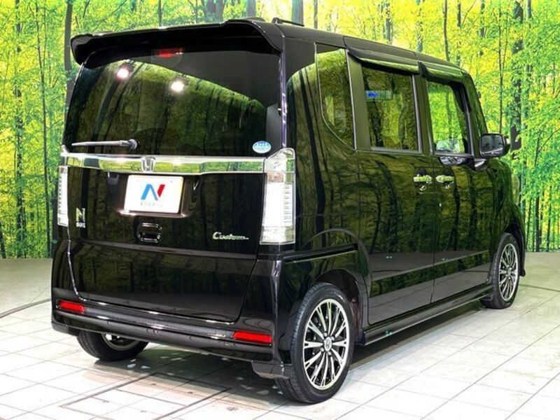 N BOX CUSTOM