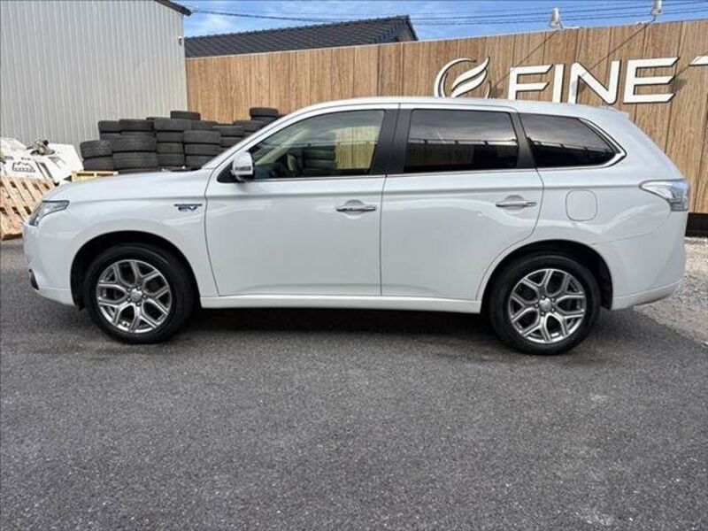 OUTLANDER PHEV